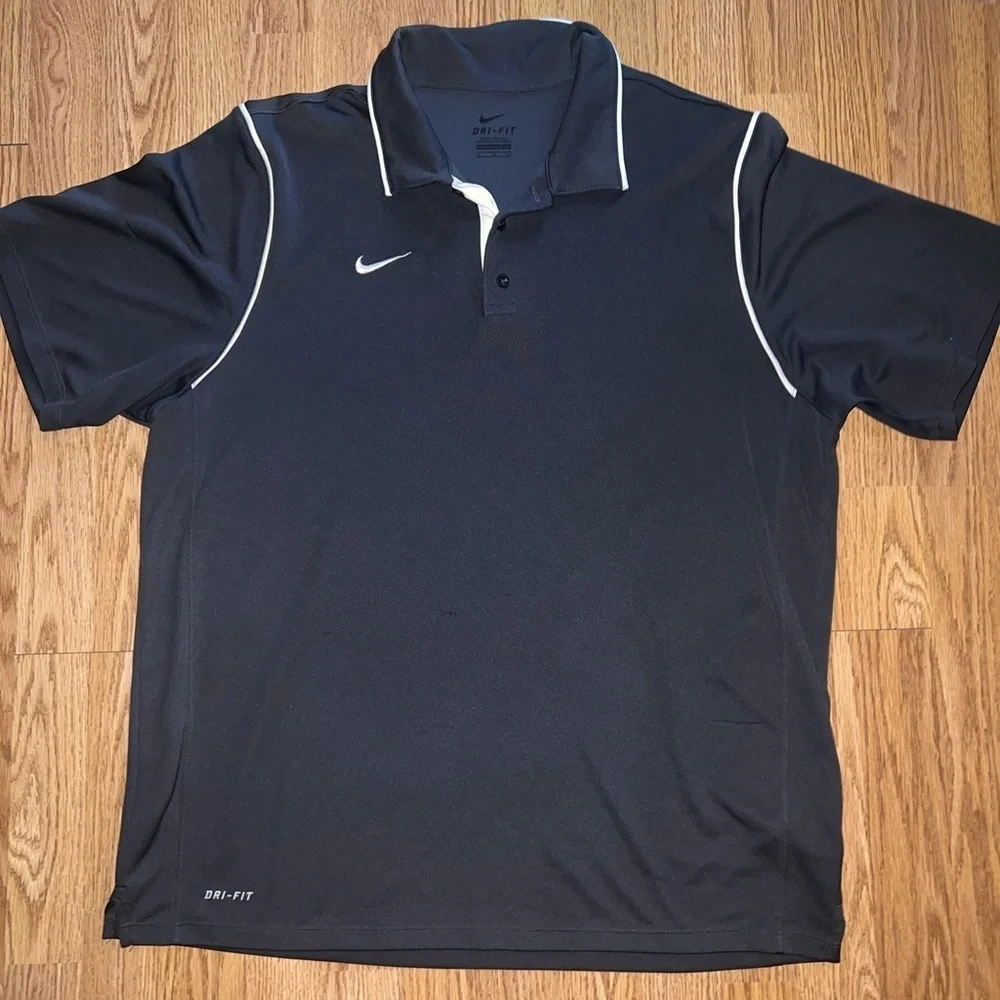 Nike Polo - Picture 1 of 5